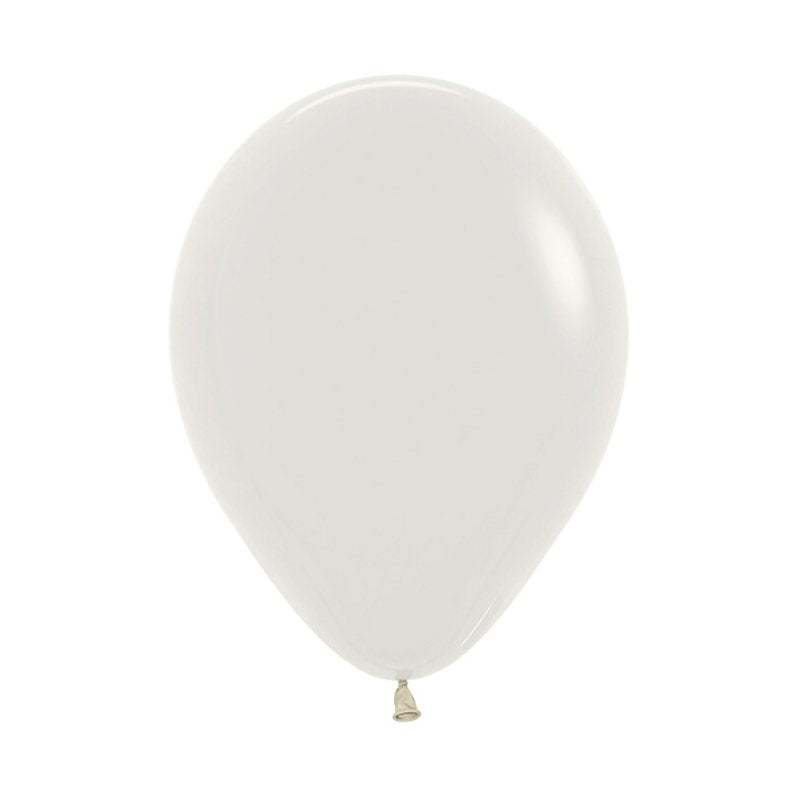 Elevate your event with the timeless elegance of Party Empress' white balloons collection! Perfect for any occasion.