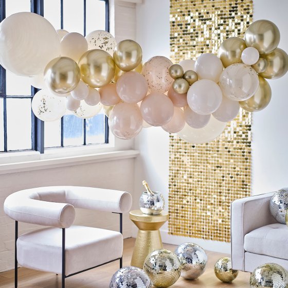 Party Empress' Balloon garlands contribute to creating a festive and celebratory atmosphere